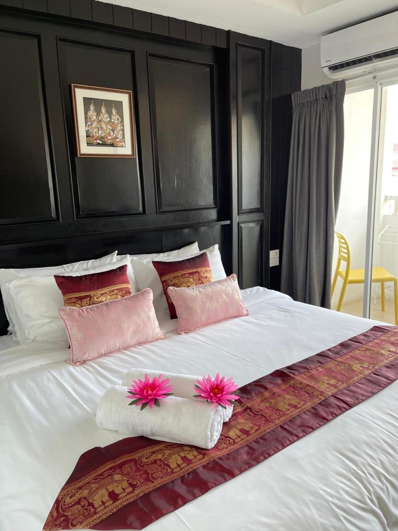 Elephant Room Patong Exterior photo